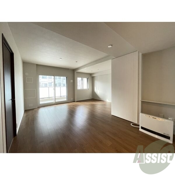 居室・リビング　どう家具を配置しようか考えるのも楽しみですね。