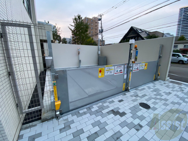 駐車場　駐車場