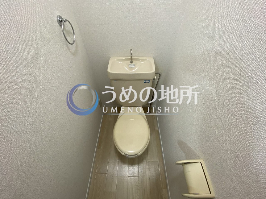 トイレ　トイレ