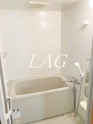 バス・シャワールーム　お風呂です。