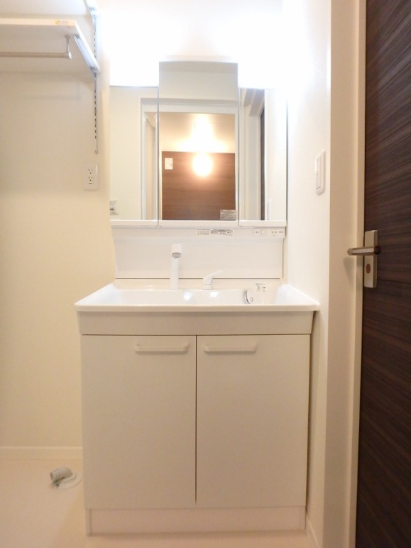 洗面設備　図面と現状に相違がある場合には現状を優先