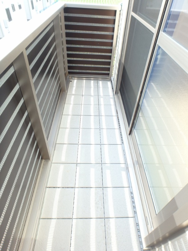 バルコニー　図面と現状に相違がある場合には現状を優先