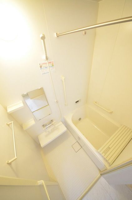 バス・シャワールーム　疲れを流してください♪