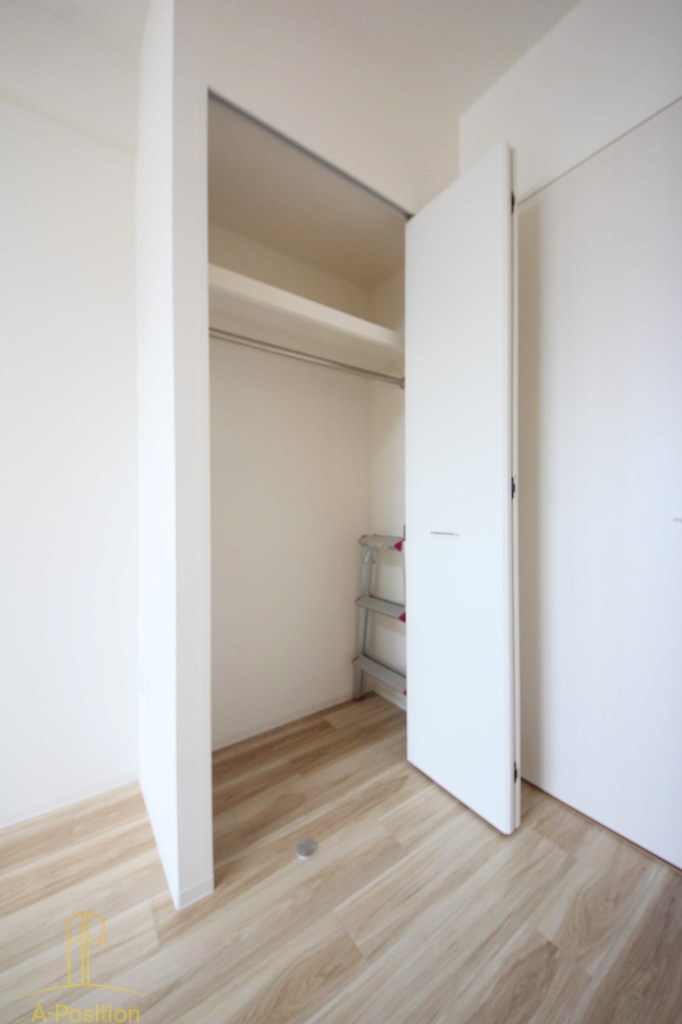 収納　セレニテ京橋クレア