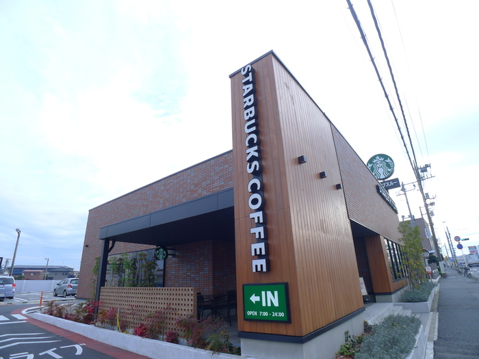 飲食店　スターバックス（飲食店）まで450m