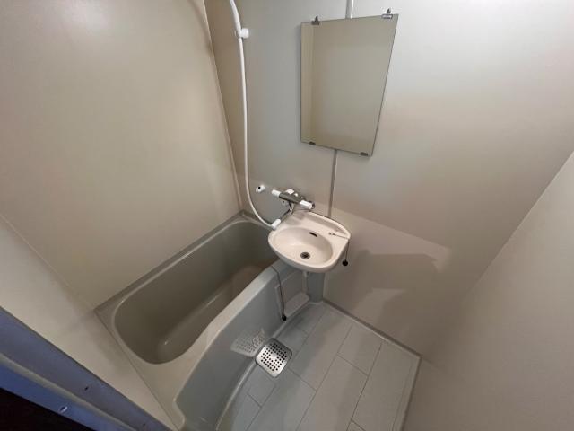 バス・シャワールーム　ユニットバス