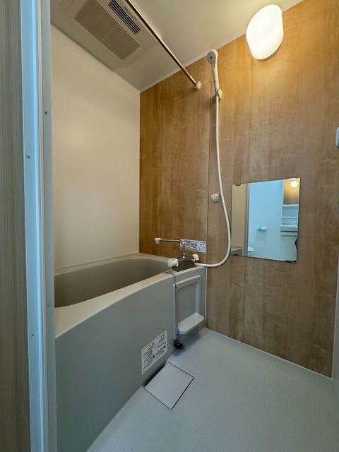 バス・シャワールーム　同仕様参考写真