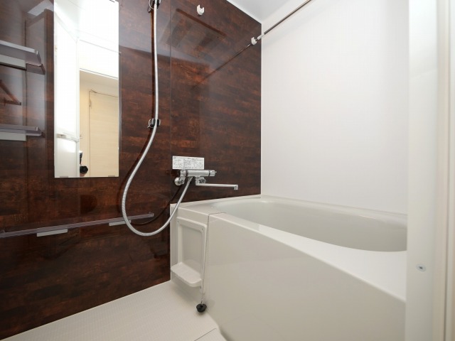 バス・シャワールーム　お風呂です