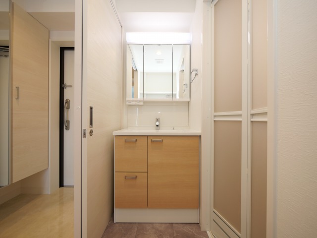 洗面設備　忙しい朝には欠かせない洗面所です