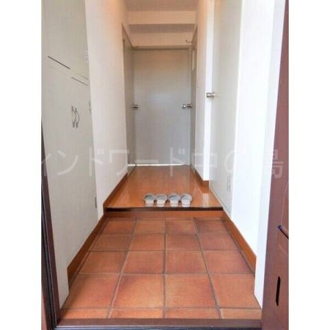 玄関　詳細は、ウィンドワード中の島店までご相談下さい。