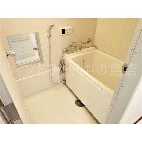 バス・シャワールーム　詳細は、ウィンドワード中の島店までご相談下さい。
