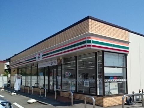 コンビニ　セブンイレブン富山城南公園前店（コンビニ）まで400m