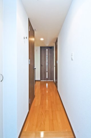 玄関　別号室です。現状優先になります。