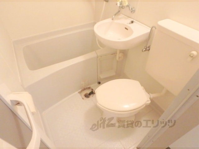 バス・シャワールーム　ユニットバス