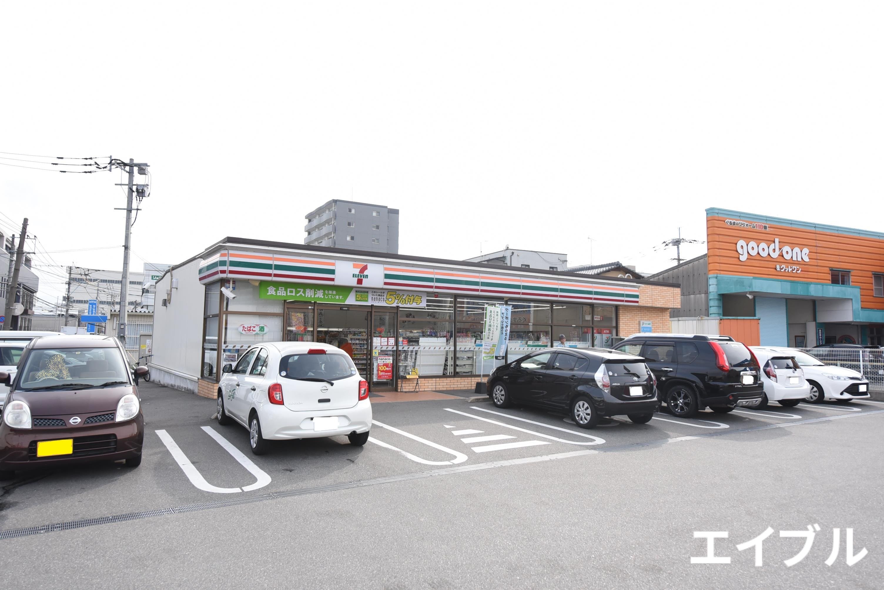 コンビニ　セブンイレブン博多東那珂3丁目店（コンビニ）まで563m