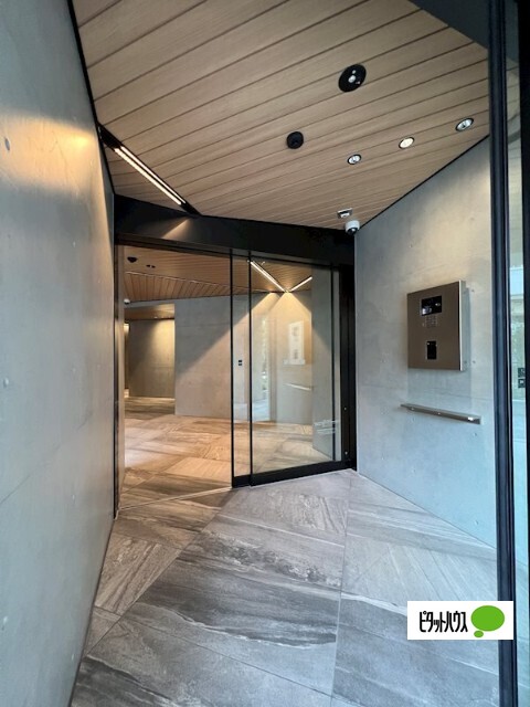 エントランス　綺麗なエントランス♪