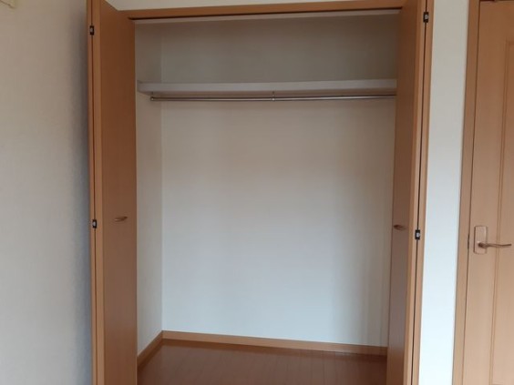 収納　各部屋に収納あります