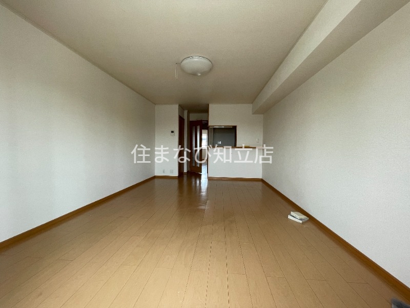 居室・リビング　同型別部屋写真