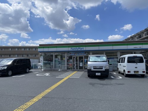 コンビニ　ファミリーマート 新座東北一丁目店（コンビニ）まで447m