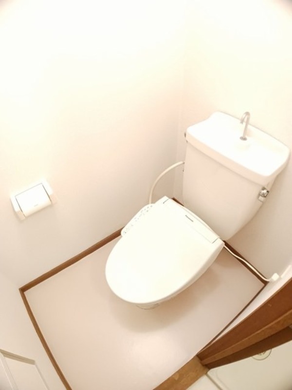 トイレ　図面と現状に相違がある場合には現状を優先