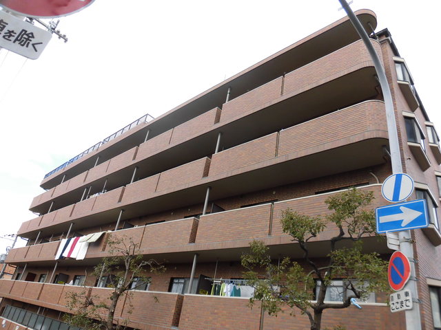 建物外観　落ち着いた雰囲気の外観です