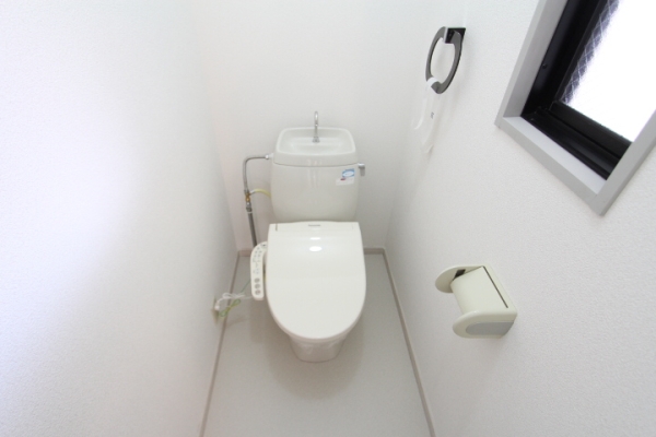トイレ　ウォシュレット付きトイレ
