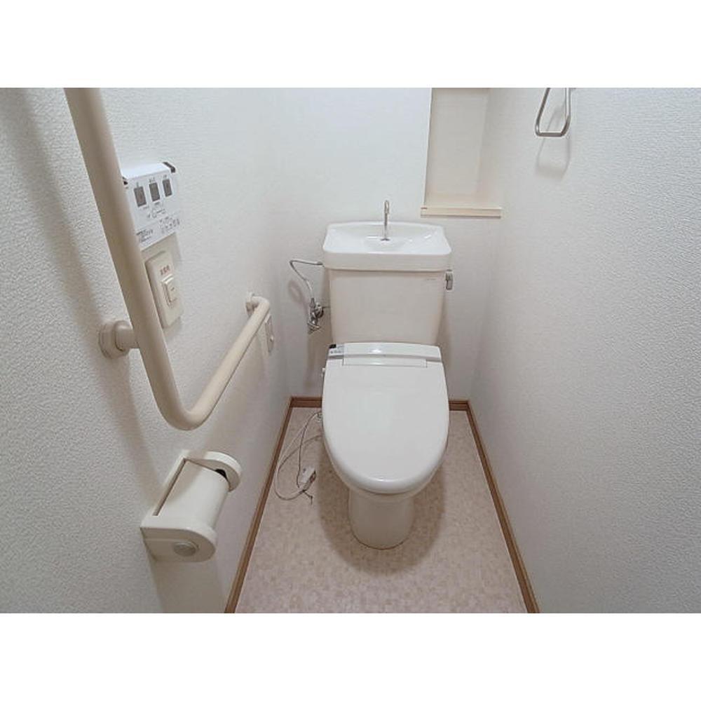 パールハイツ荒田のトイレ写真
