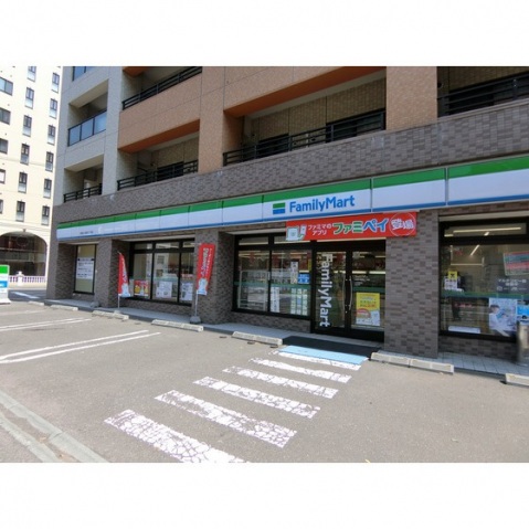 コンビニ　北9条西2丁目店（コンビニ）まで130m