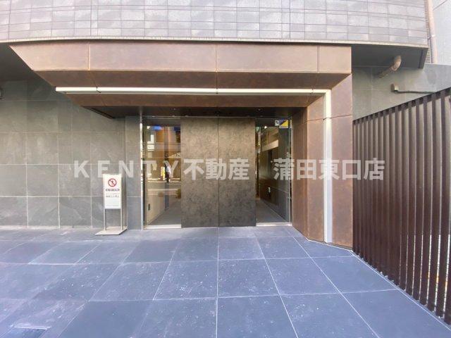 エントランス　建物の内部です