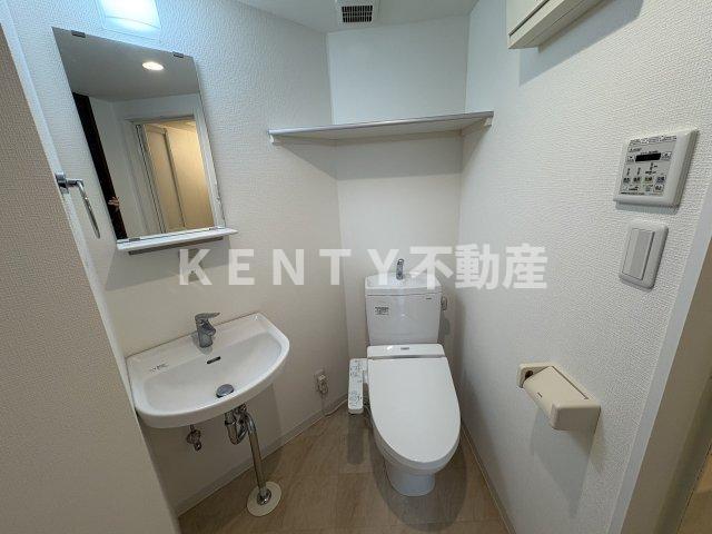 トイレ　コンパクトで使いやすいトイレです