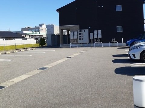 駐車場　駐車場があります