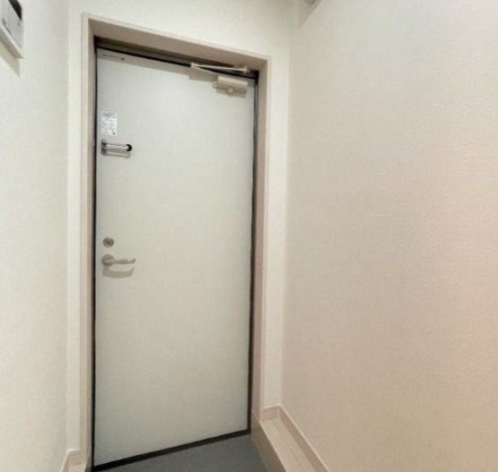 玄関　※別部屋参考写真