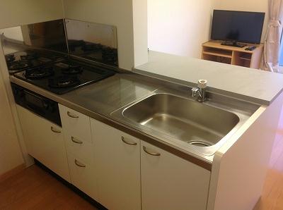 キッチン　実際のお部屋と異なる場合がございます。