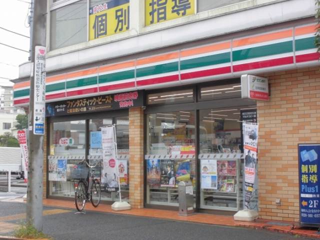 その他　セブンイレブン南篠崎店（その他）まで527m