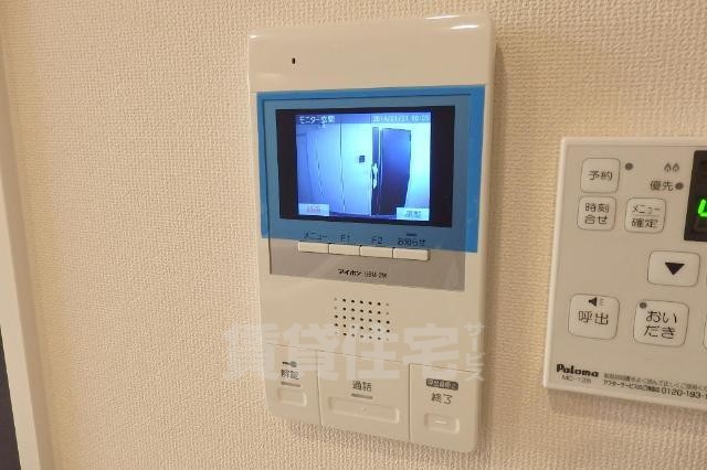 セキュリティ　カメラ付インターホン（イメージ）