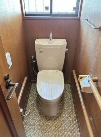 トイレ　洋式トイレ☆温水洗浄便座付トイレ☆