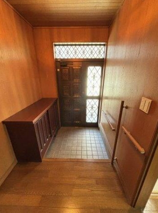 玄関　玄関にはシューズBOXあり☆