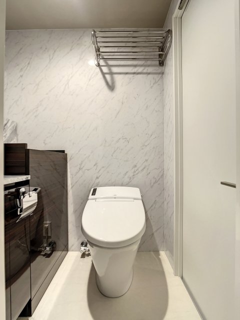 トイレ　コンパクトで使いやすいトイレです