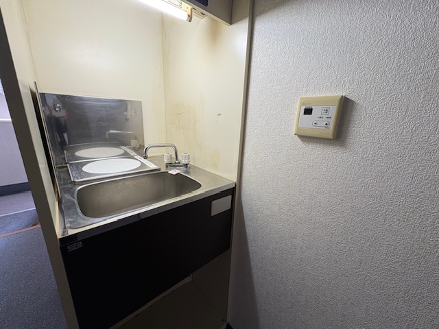 キッチン　コンパクトなキッチンで掃除もラクラク