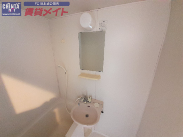 洗面設備　別部屋