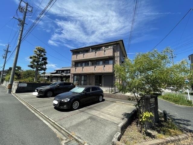 建物外観　南からの写真