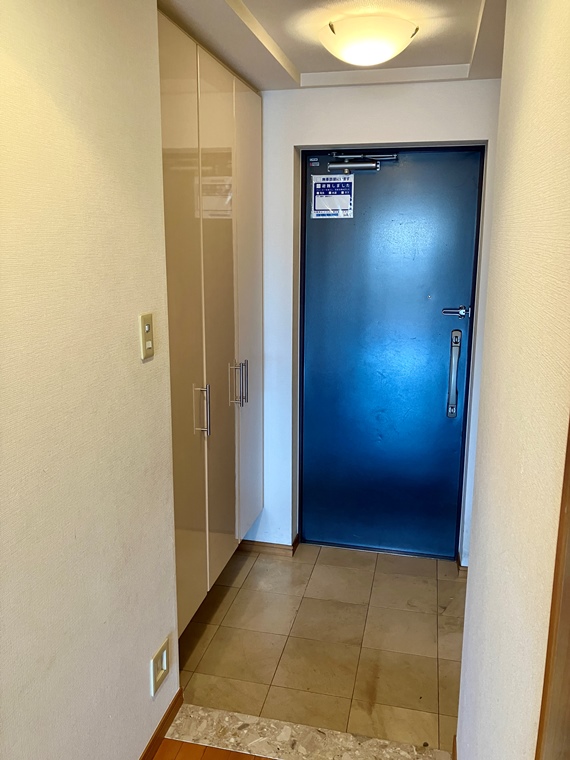 玄関　シンプルで使いやすい玄関です