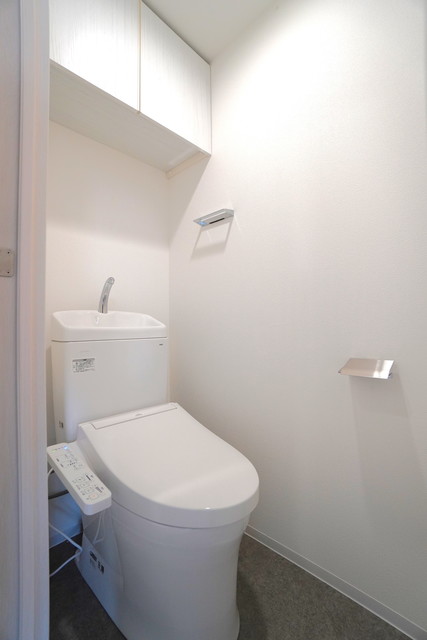トイレ　※写真は同タイプ住戸です。
