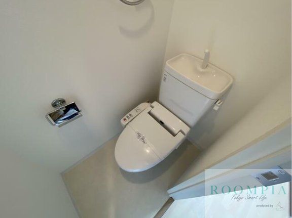 トイレ　※同タイプの別のお部屋です。