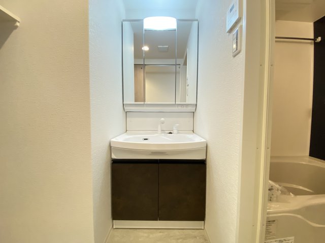 洗面設備　※反転タイプ