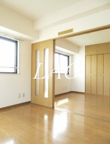 居室・リビング　洋室のお部屋です。