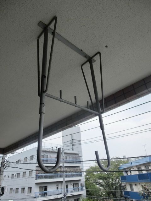 その他設備　★物干し竿掛けです★