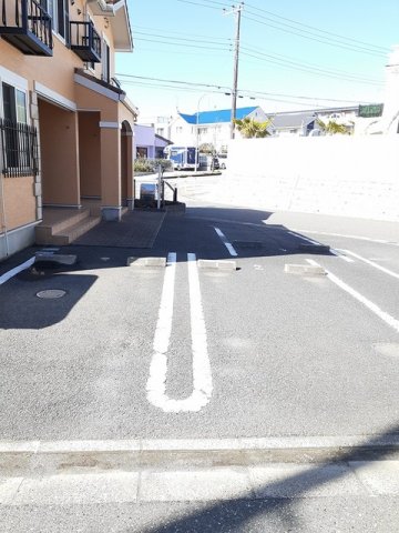 駐車場　車をお持ちの方に嬉しい駐車場付きの物件です
