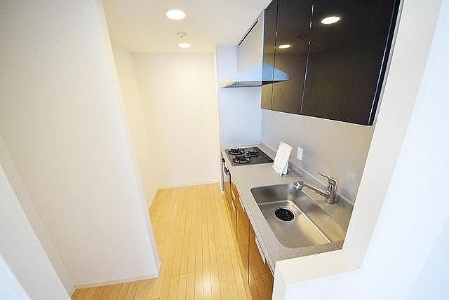 キッチン　※反転タイプの写真を使用しています。