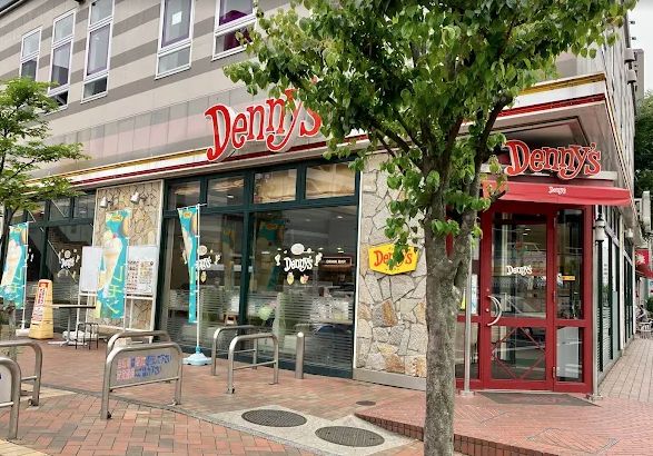 飲食店　デニーズ南砂店（飲食店）まで868m